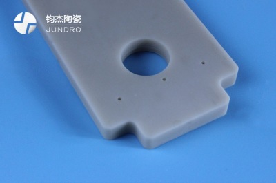 氮化鋁陶瓷精密加工的難點(diǎn)和解決辦法